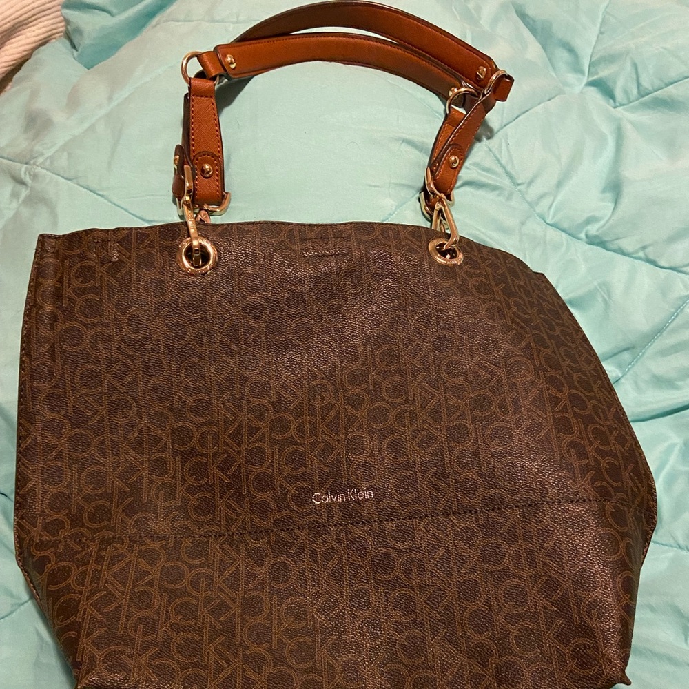 Womens purse Calvin Klein excellent condition bought and never used.